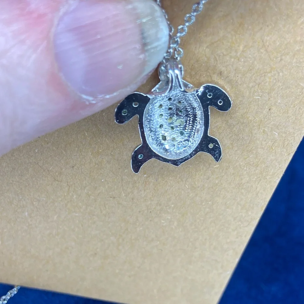 Genuine Emerald Sterling Silver 18 Inch Turtle Necklace - Picture 6 of 10
